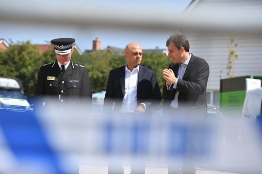 Người phụ nữ dính chất độc thần kinh Novichok ở Anh đã tử vong