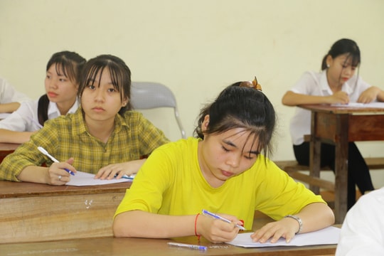 Không có điểm 10 môn Toán tại cụm thi Nghệ An