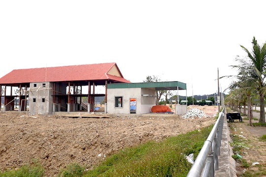 Nghệ An: Yêu cầu xử lý nghiêm vi phạm ở dự án vui chơi, giải trí ven sông Lam 