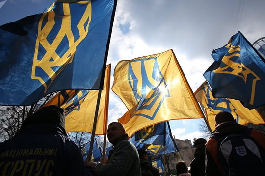 Kiev phẫn nộ với việc truyền thông Anh giải thích khẩu hiệu “Vinh quang Ukraine“