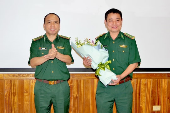 Bàn giao chức trách Trưởng phòng Trinh sát BĐBP tỉnh Nghệ An