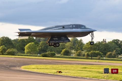 B-2 Spirit khiến phòng không đối phương phơi mình sau nâng cấp