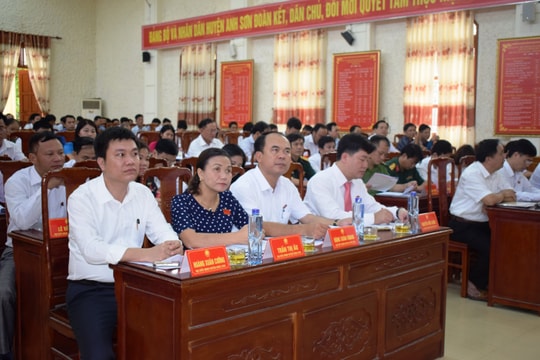 Anh Sơn bầu bổ sung 3 chức danh ủy viên UBND huyện nhiệm kỳ 2016-2021