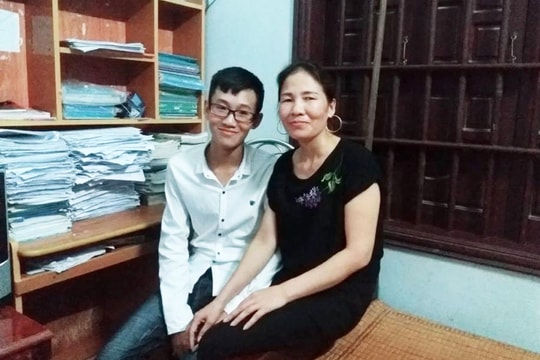 Ước mơ trở thành bác sỹ của nam sinh quê lúa