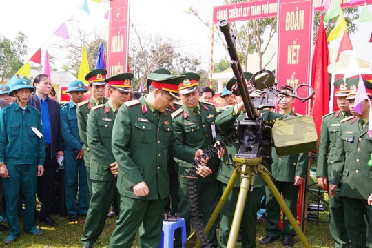 Sẵn sàng cơ động giúp nhân dân trong mùa bão lụt