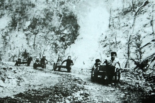 Gửi tuổi xuân trên tuyến lửa Trường Sơn