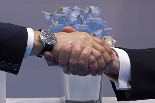 Vì sao Putin thường đến muộn trong các cuộc gặp quan trọng?