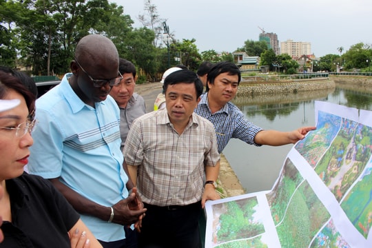 Ngân hàng Thế giới cam kết tiếp tục hỗ trợ Tiểu dự án đô thị Vinh