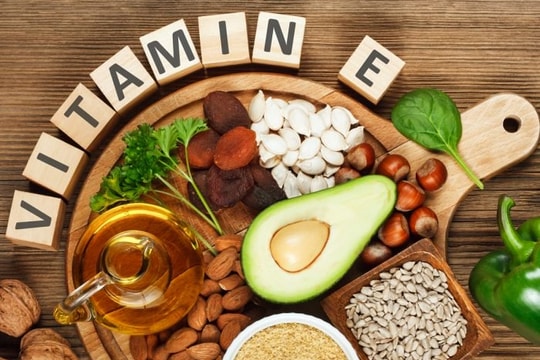 Vitamin E - “lợi bất cập hại” khi dùng nhiều càng nhanh lão hóa  ​