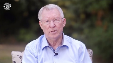 Sir Alex Ferguson lần đầu xuất hiện sau khi bị hôn mê