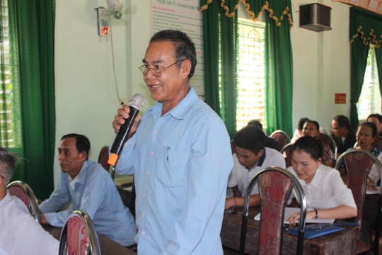 Đại biểu HĐND tỉnh tiếp xúc với cử tri xã Chi Khê huyện Con Cuông