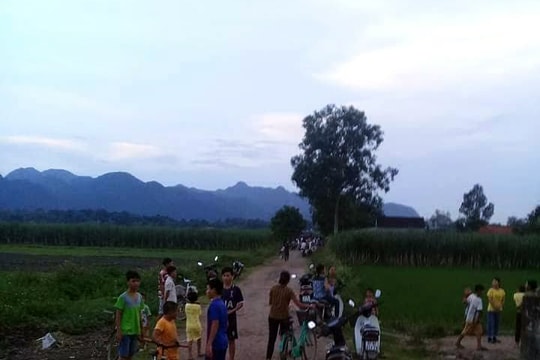 Sét đánh tử vong bé gái đang đi chăn bò ở Nghệ An