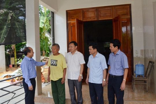 Đoàn ĐBQH tỉnh khảo sát việc thực hiện hỗ trợ xây dựng nhà ở đối với gia đình chính sách