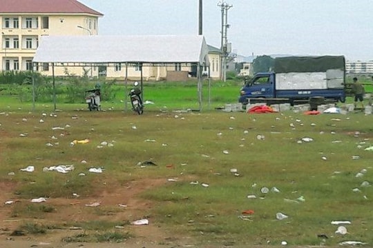 Đi xem trại hè, một người bị đâm tử vong