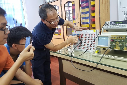 Có nên học Vật lý từ lớp 6?