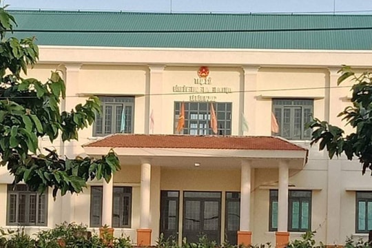 Chủ tịch xã bất ngờ đi làm trở lại sau 2 tuần mất liên lạc