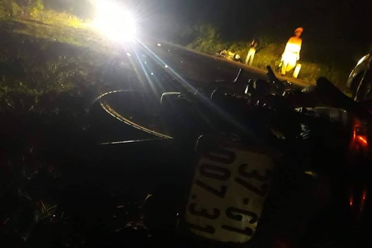 3 người thương vong do va chạm xe máy trong đêm
