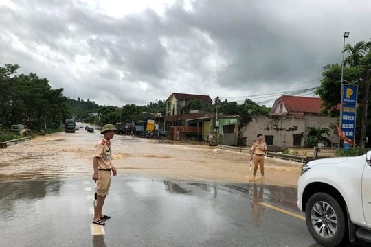 Bí thư Tỉnh ủy Nguyễn Đắc Vinh: Bảo vệ tính mạng nhân dân là trên hết