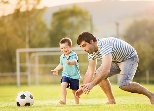 Sai lầm khi dạy con của nhiều cha mẹ Việt