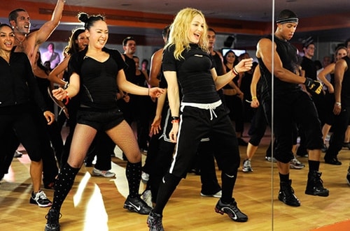 60 tuổi, Madonna vẫn sung mãn khó tin nhờ tập ngày 5 tiếng, ăn ngày 6 bữa