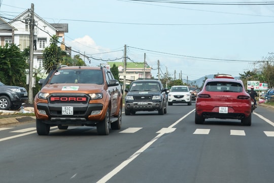 Cách căn khoảng trống an toàn khi lái xe ô tô