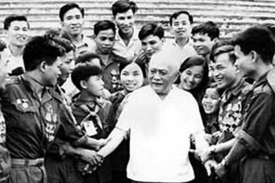 Lễ kỷ niệm 130 năm ngày sinh Chủ tịch Tôn Đức Thắng