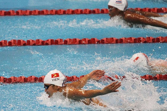 Ánh Viên, Hoàng Xuân Vinh ra quân