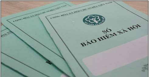 Có được trả sổ BHXH nếu đơn phương chấm dứt hợp đồng lao động?