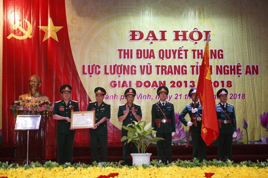 Lực lượng vũ trang Nghệ An đón nhận Huân chương Bảo vệ Tổ quốc hạng Nhất
