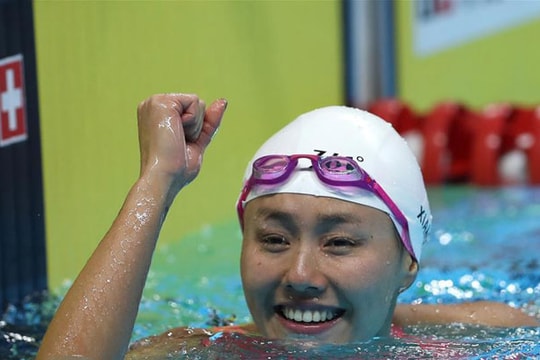 Sắc đẹp 'nghiêng nước' của kình ngư phá kỷ lục thế giới ở Asiad