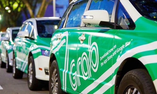 Taxi truyền thống lo bị "bức tử"nếu Uber, Grab phát triển