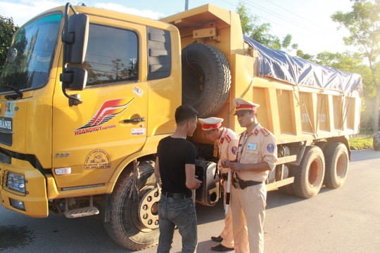 Ủy nhiệm thu thuế nợ thuế càng tăng