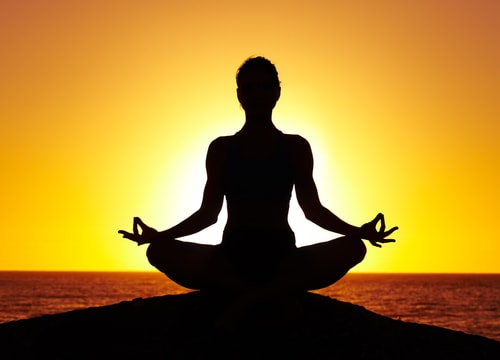Hướng dẫn 3 kỹ thuật thiền hạn chế nguy cơ mắc bệnh tim mạch và đột quỵ