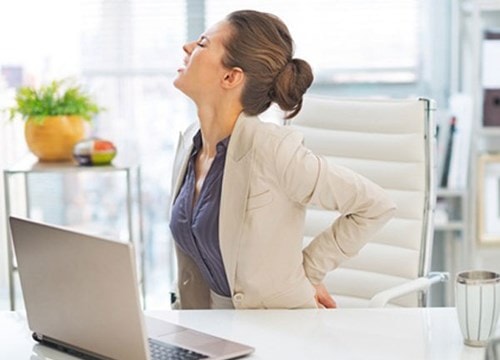 5 bài tập giảm đau lưng cho dân công sở