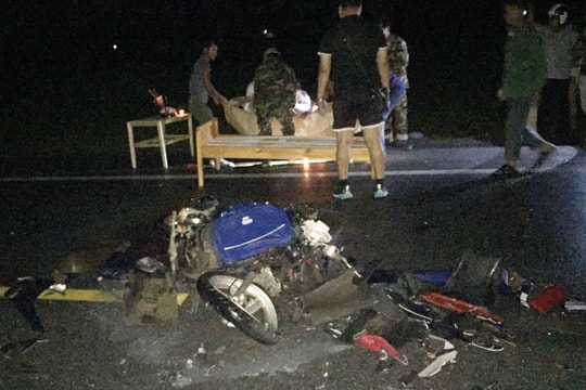 Người đàn ông tử vong trong đêm sau cú va chạm với xe tải