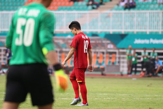 HIGHLIGHT: Việt Nam - UAE: Hòa cay đắng, phạt đền nghiệt ngã