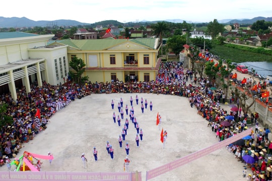 Rộn ràng hội thi nghi thức đội quê lúa chào mừng ngày Quốc khánh 2/9