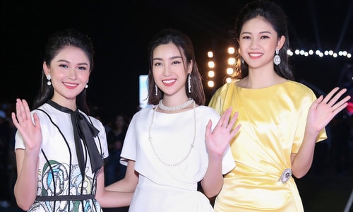 Dàn hoa hậu, á hậu Việt Nam hội ngộ trên thảm đỏ