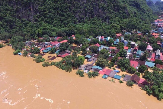 Toàn cảnh đợt lũ chồng lũ lịch sử tại miền Tây Nghệ An