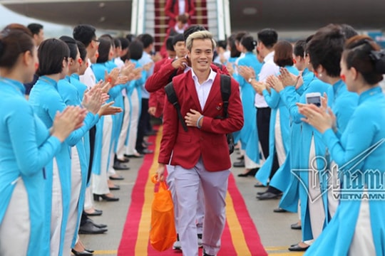 Mẹ Văn Toàn U23 tiết lộ mẫu bạn gái của con: Đoan trang, truyền thống