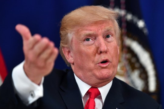 Tổng thống Trump bất ngờ cảnh báo Syria giữa lúc căng thẳng