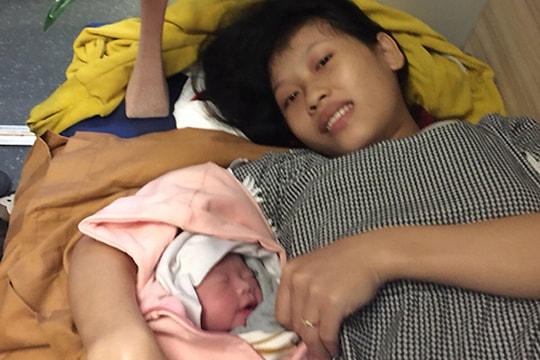 Sản phụ Nghệ An sinh con trên tàu SE6