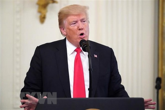 Tổng thống Mỹ Donald Trump cáo buộc các mạng xã hội can thiệp bầu cử