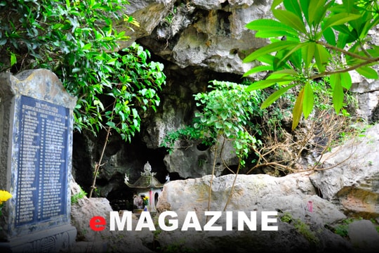 Hang Hỏa Tiễn - nơi tuổi 20 hóa thành bất tử