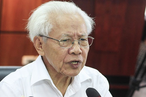 GS Hồ Ngọc Đại: Áp đặt tư tưởng của người lớn cho học sinh là lỗi thời