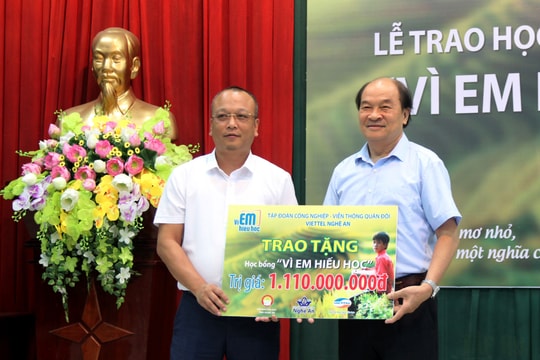 1.110 suất học bổng “Vì em hiếu học” sẽ được trao cho học sinh nghèo, vượt khó tại Nghệ An