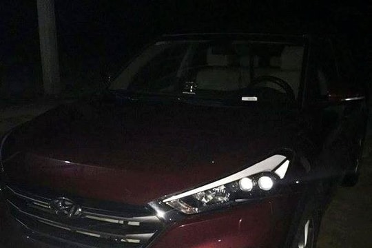 Hoảng hốt phát hiện mìn dưới gầm xe hơi