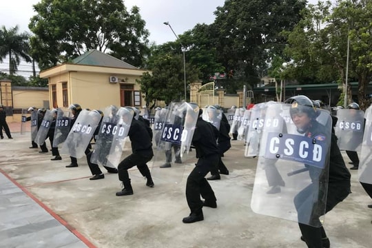 Quỳ Hợp ra quân huấn luyện cảnh sát cơ động năm 2018 