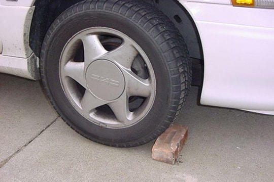 7 nguyên tắc thay lốp xe ô tô dễ dàng và nhanh chóng 