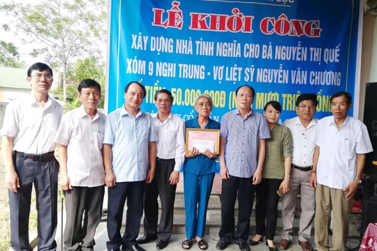 ​Hỗ trợ 145 triệu đồng xây dựng nhà tình nghĩa cho thân nhân liệt sỹ ở Nghi Lộc